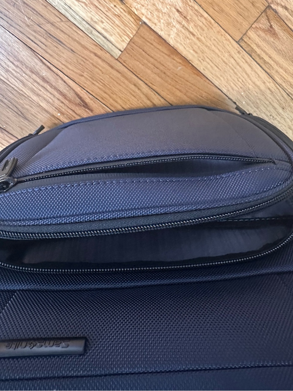 NEW Samsonite Navy Backpack - Picture 11 of 13